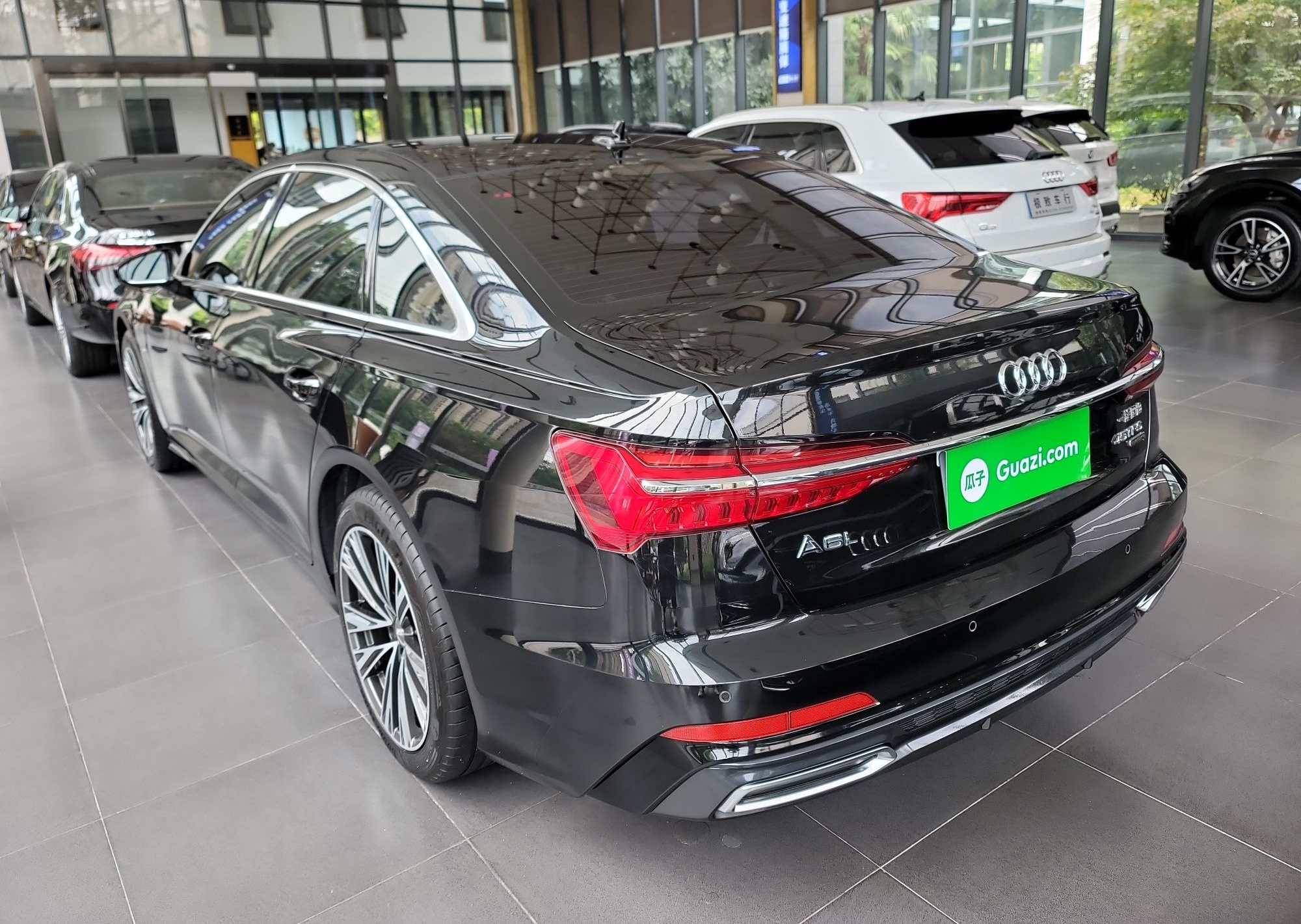 奥迪A6L 2020款 45 TFSI 臻选动感型