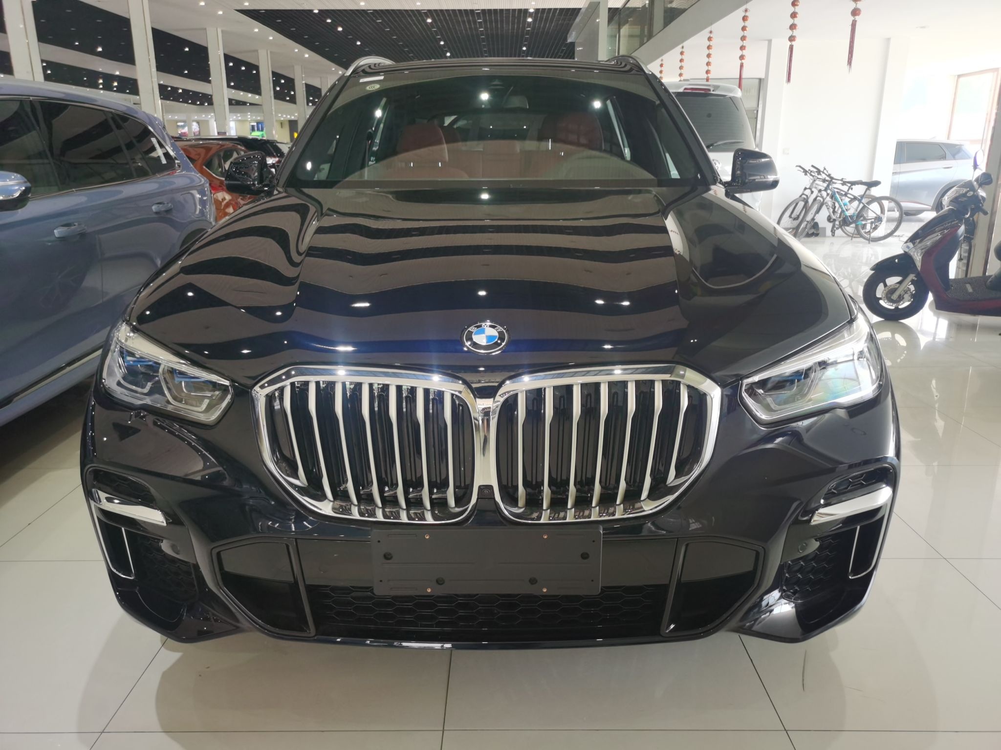 宝马X5 2022款 改款 xDrive 40Li M运动套装