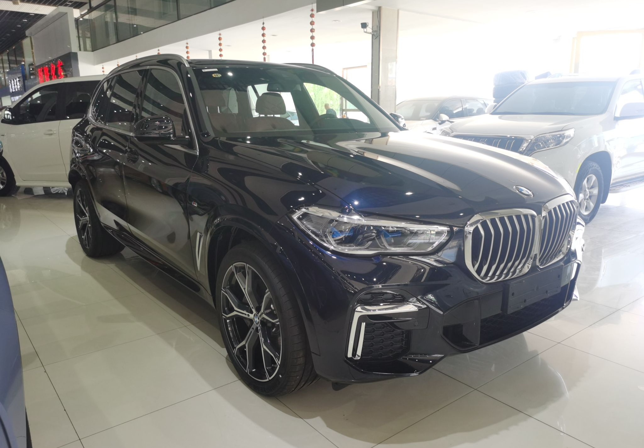 宝马X5 2022款 改款 xDrive 40Li M运动套装