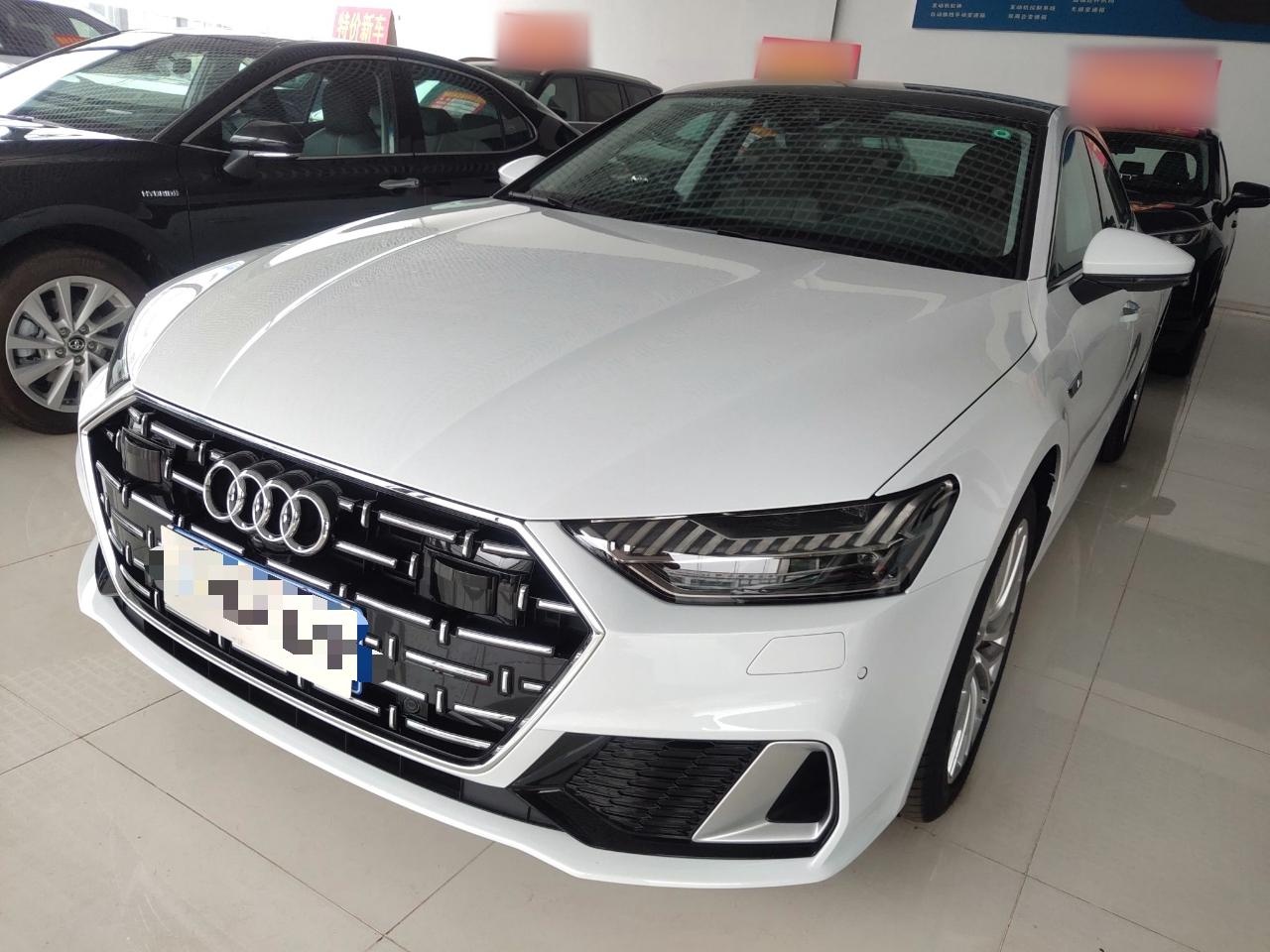 奥迪A7L 2022款 45 TFSI S-line 筑梦新生版