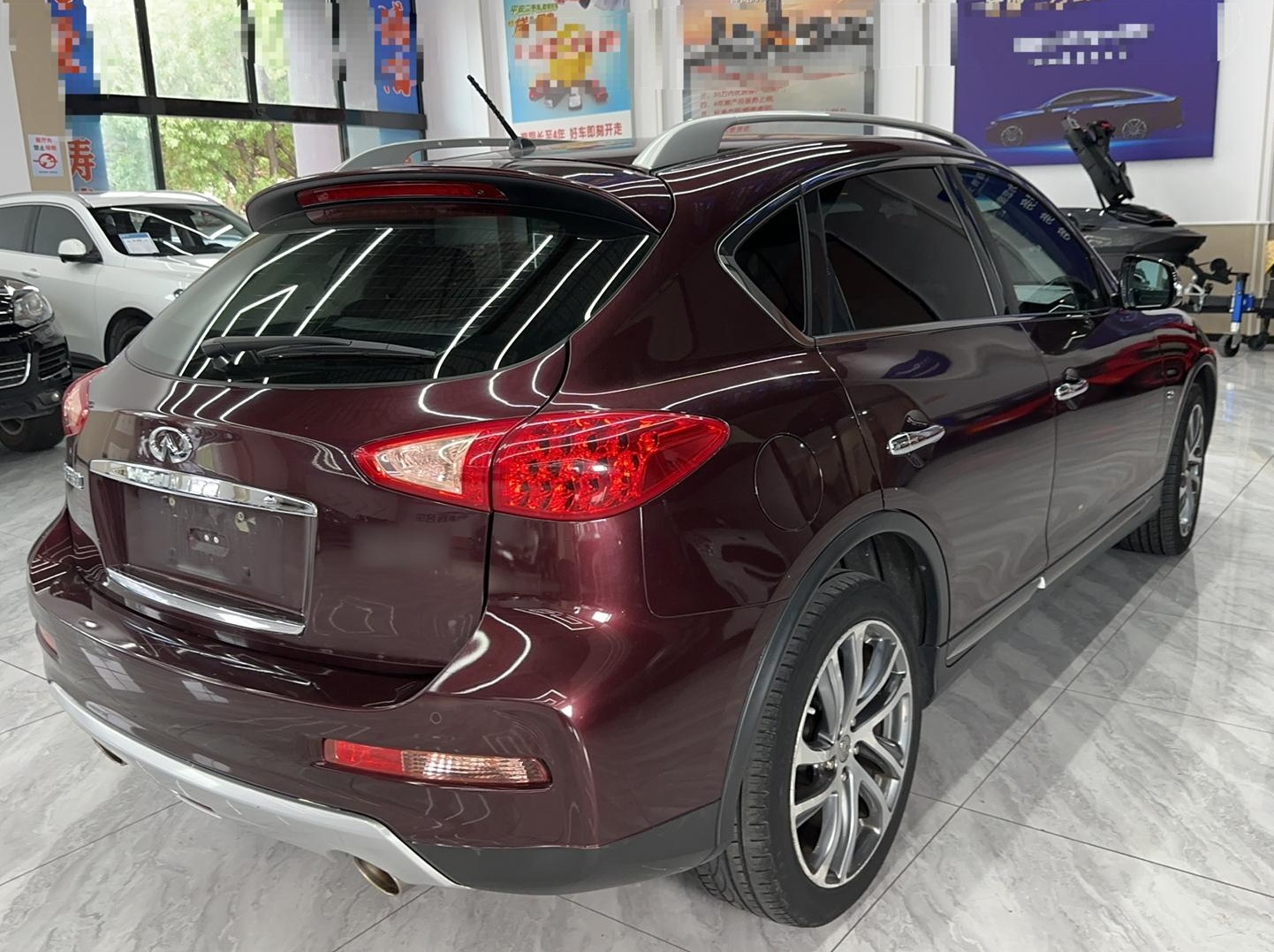 英菲尼迪QX50 2015款 2.5L 豪华版