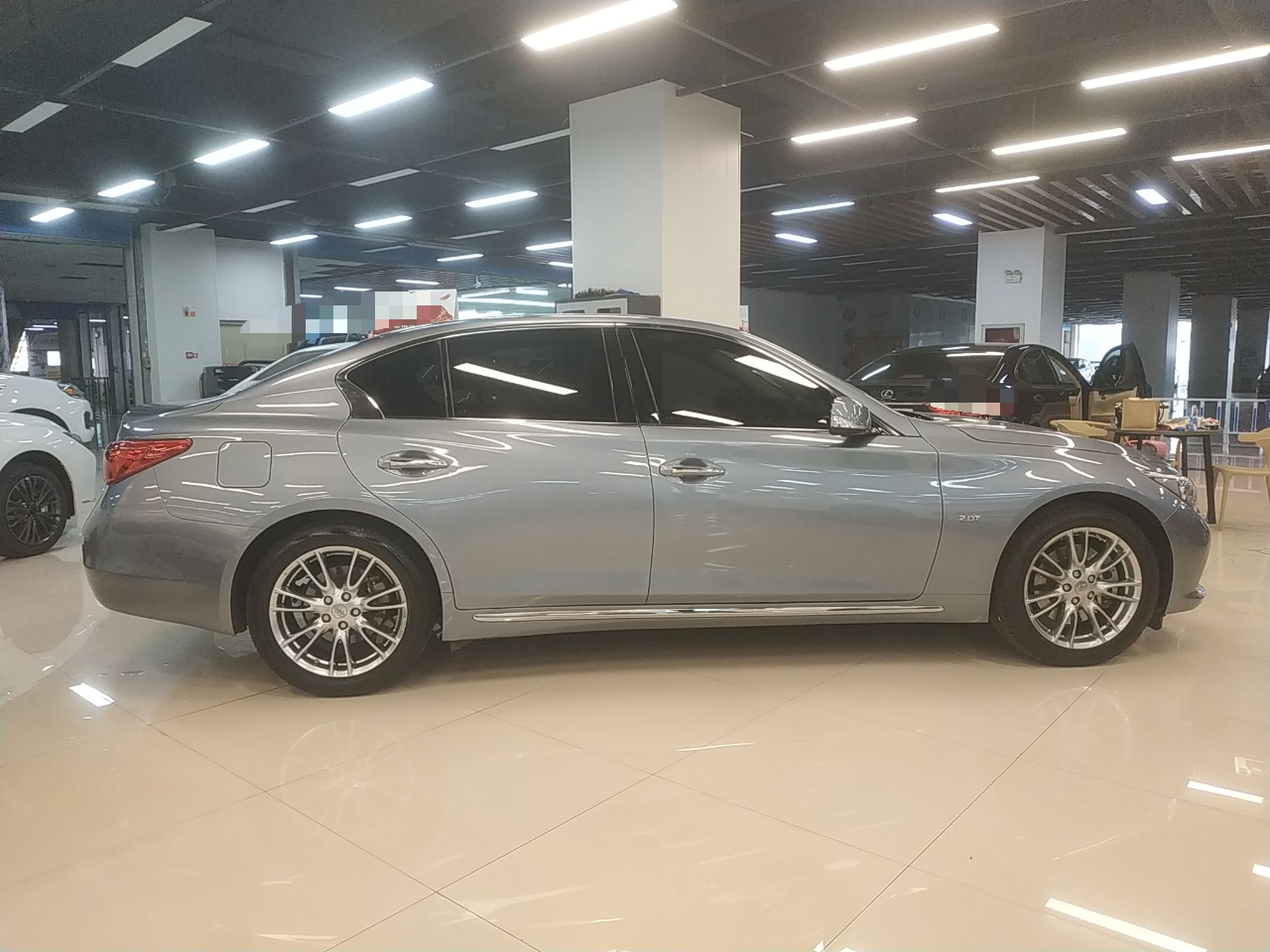 英菲尼迪Q50L 2016款 2.0T 进取版