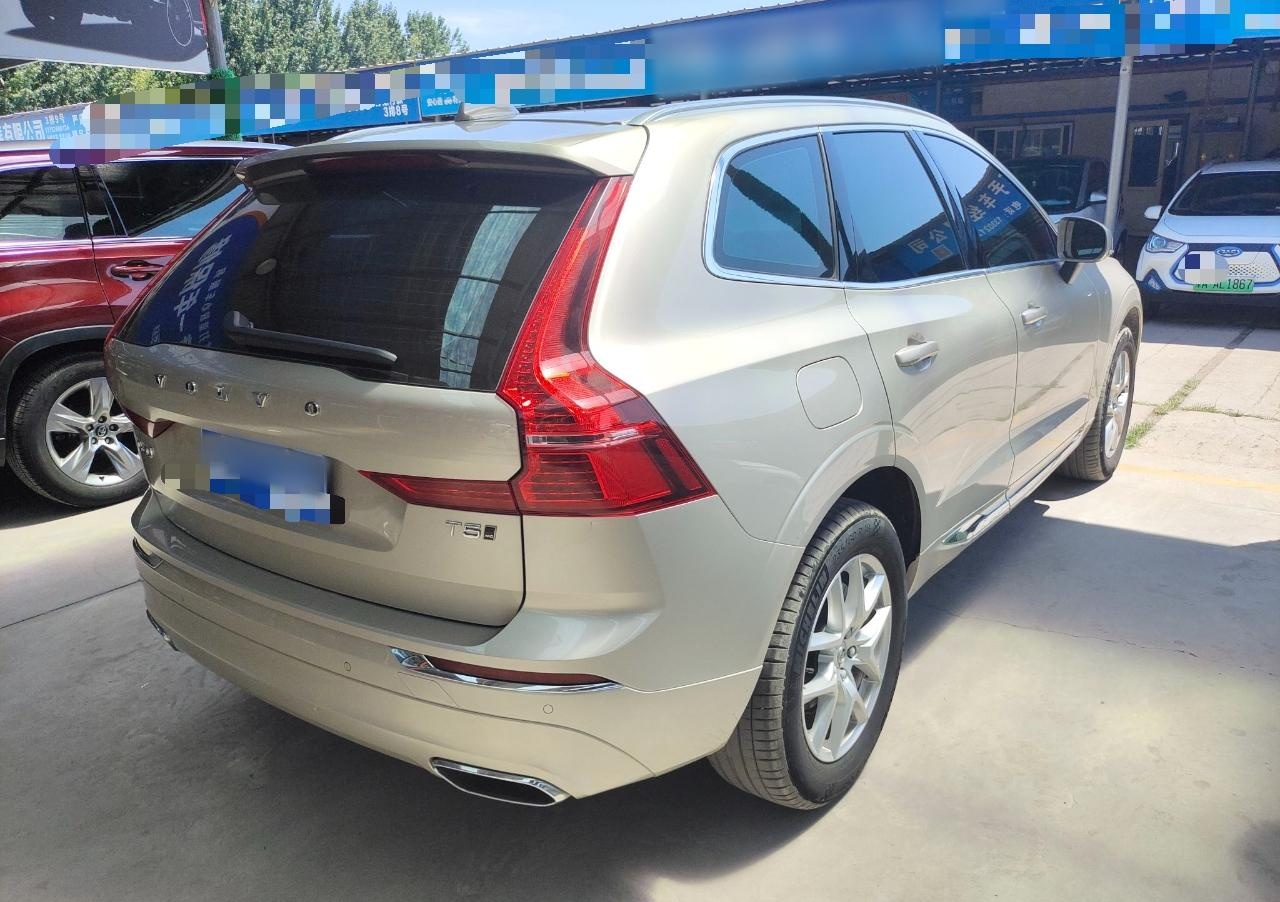 沃尔沃XC60 2021款 T5 四驱智逸豪华版