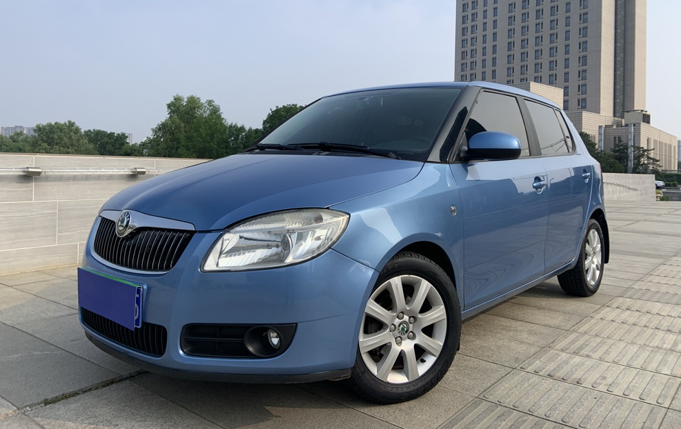 斯柯达 晶锐 2011款 1.6L 自动晶灵版