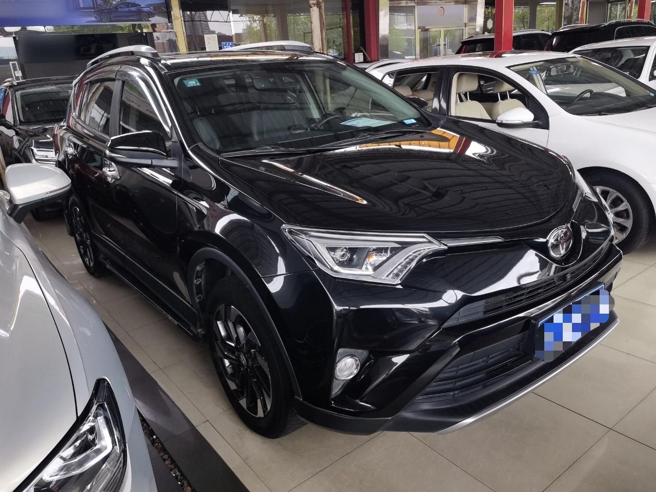 丰田 RAV4 2018款 2.5L 自动四驱精英i版