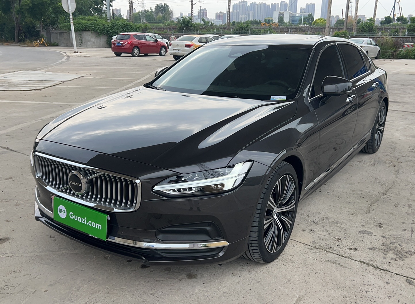 沃尔沃S90 2022款 B5 智远豪华版