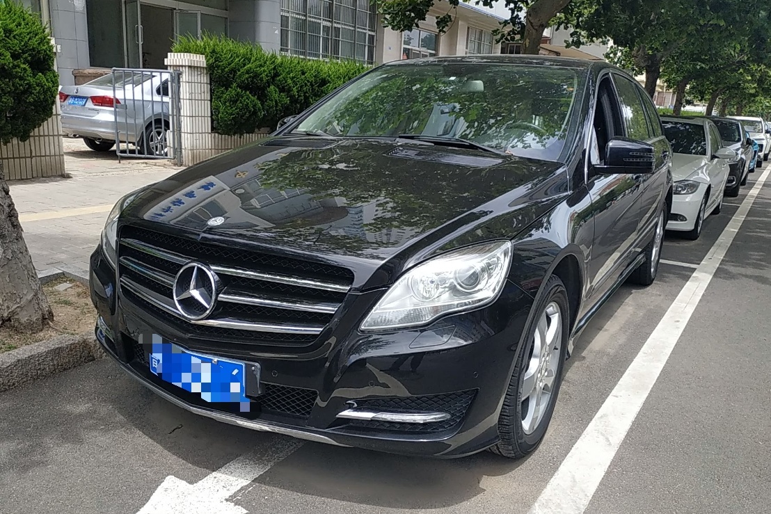 奔驰R级 2015款 R 320 4MATIC 豪华型(进口)