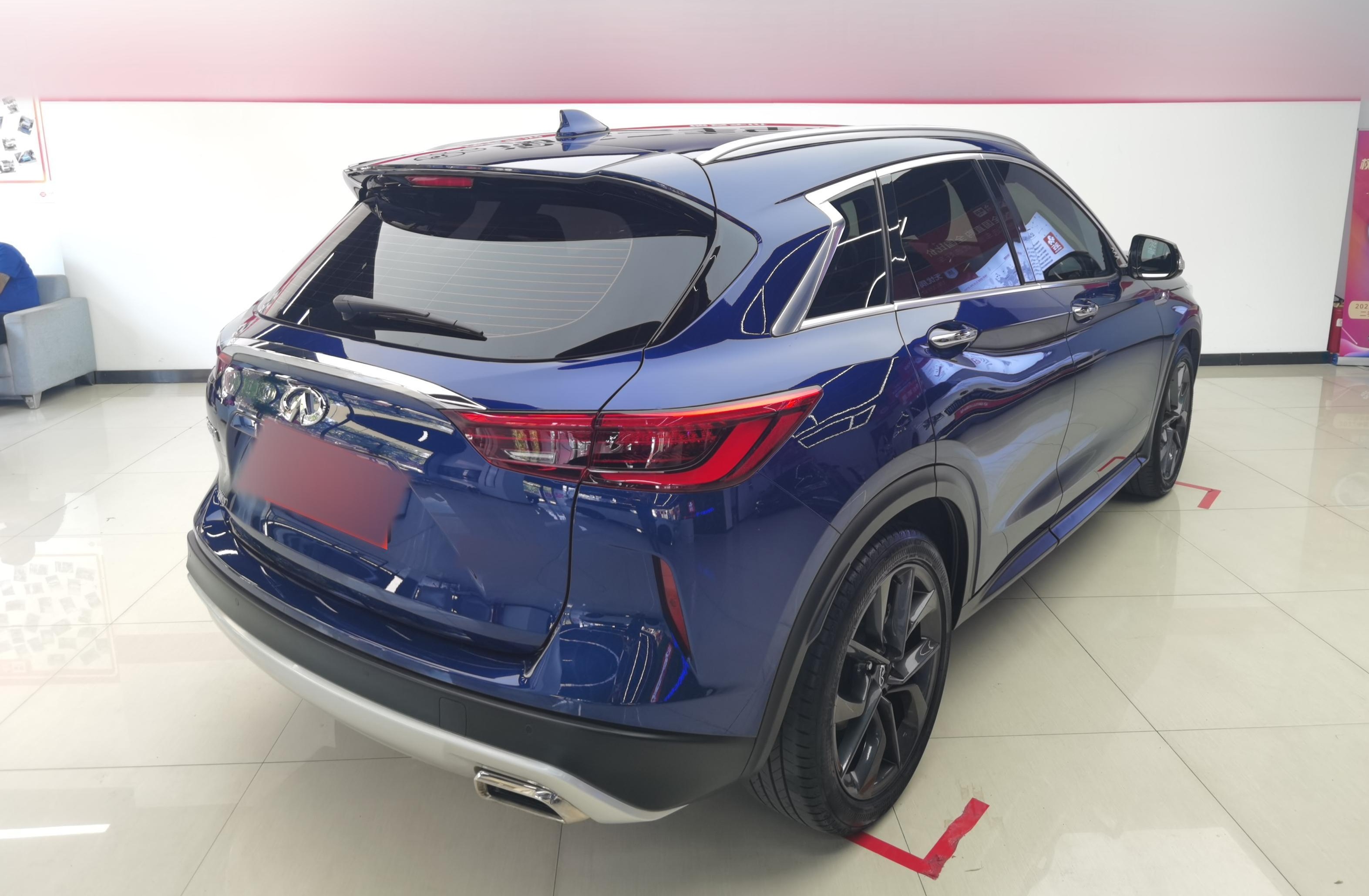 英菲尼迪QX50 2020款 2.0T 四驱领航版