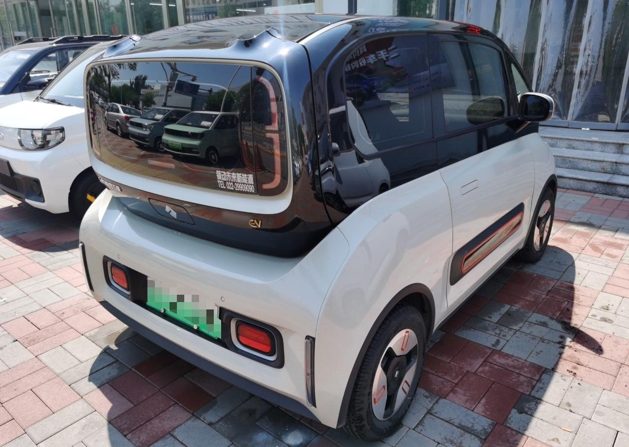 宝骏KiWi EV 2021款 设计师