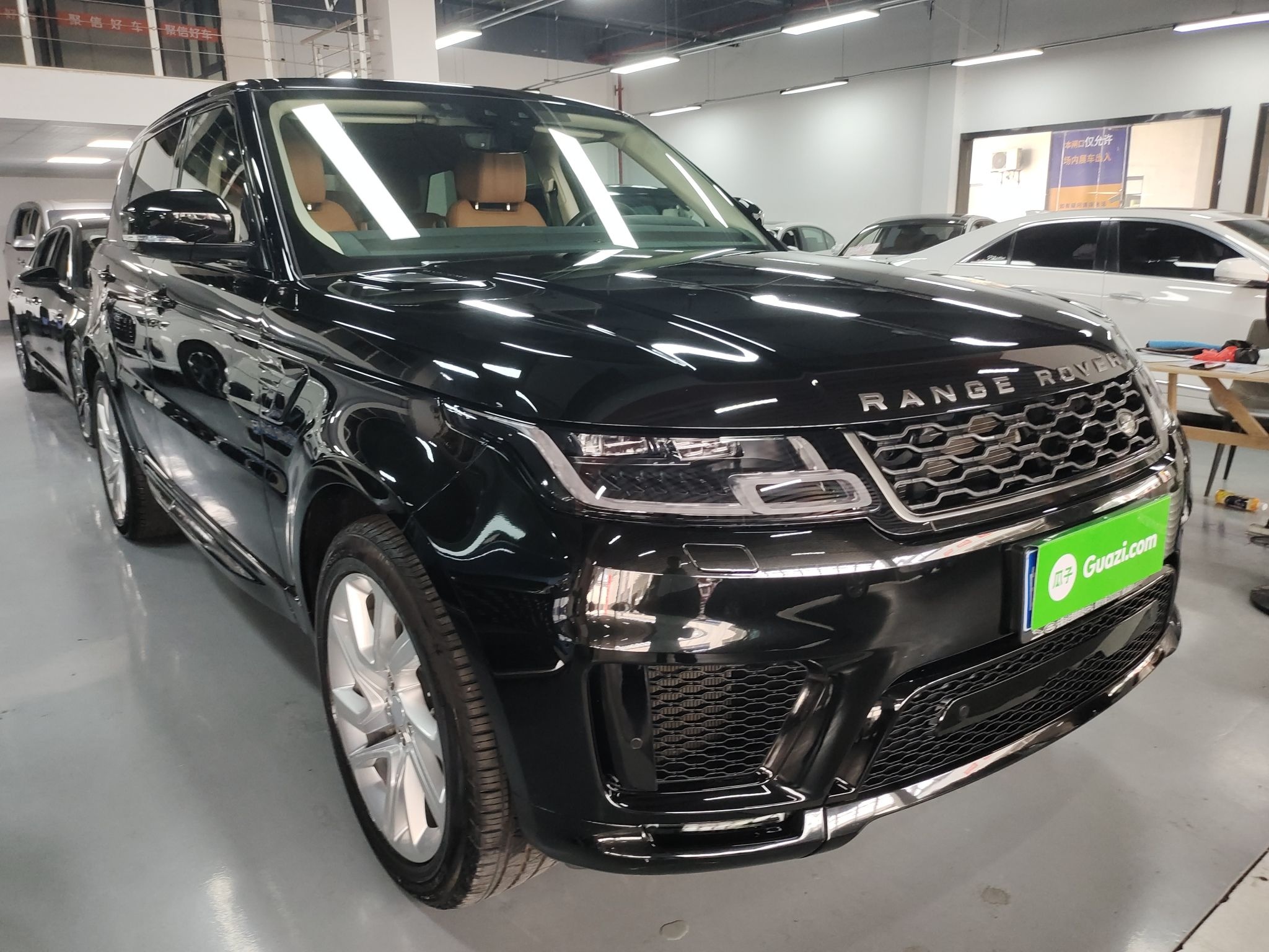 路虎 揽胜运动版 2018款 3.0 V6 HSE DYNAMIC(进口)