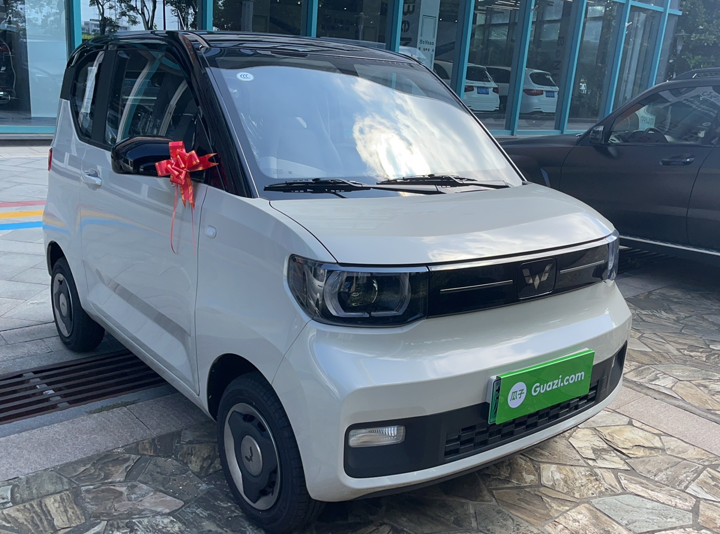 五菱汽车 宏光MINI EV 2022款 马卡龙时尚款 磷酸铁锂