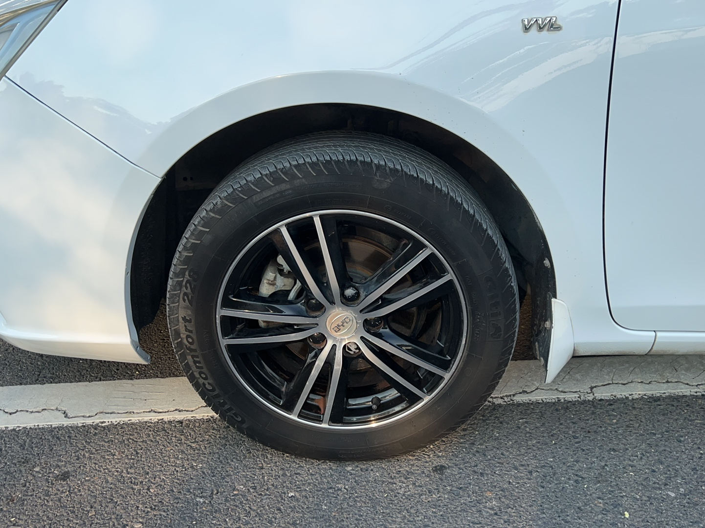 比亚迪 速锐 2015款 1.5L 手动豪华型