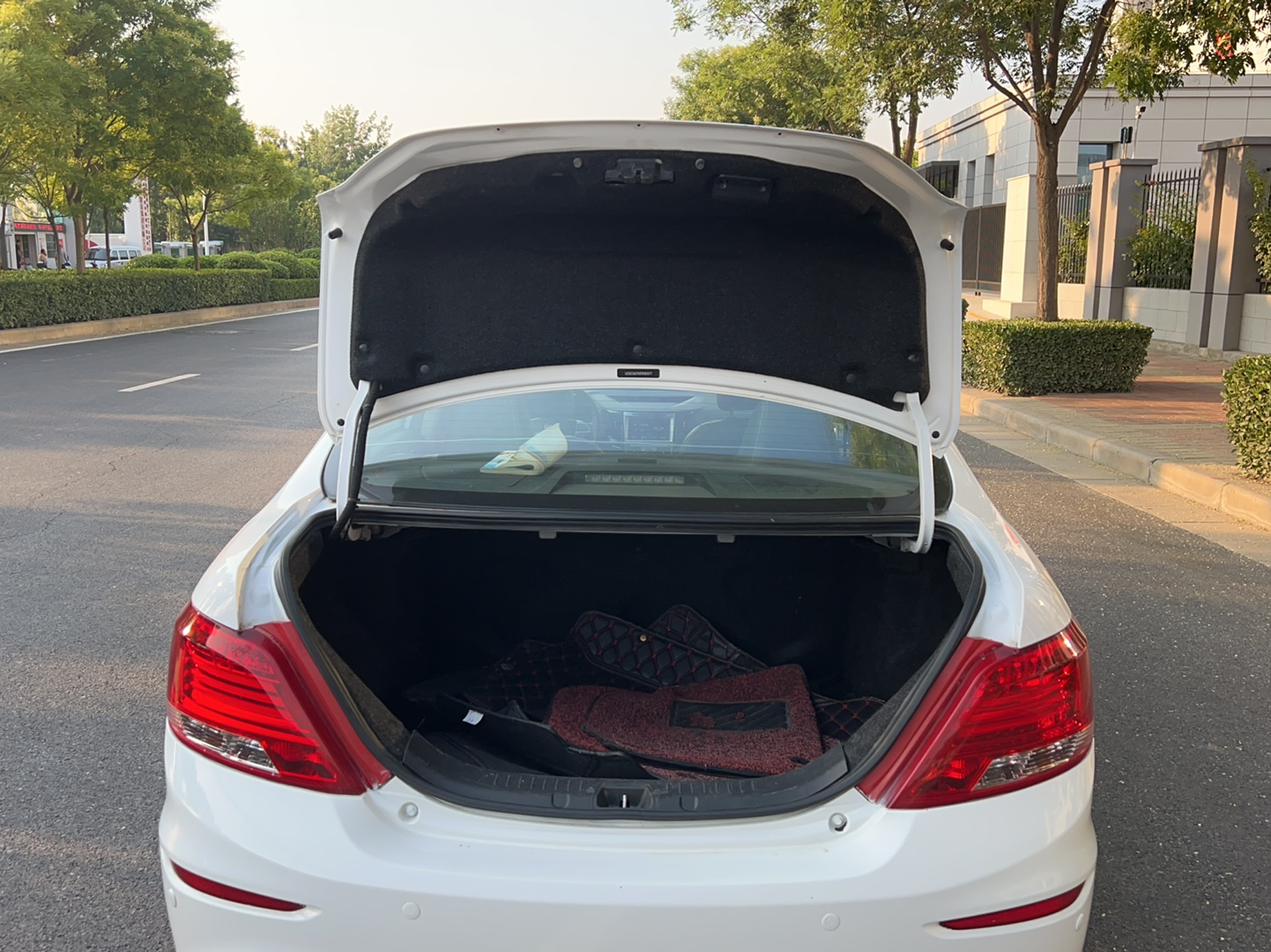 比亚迪 速锐 2015款 1.5L 手动豪华型