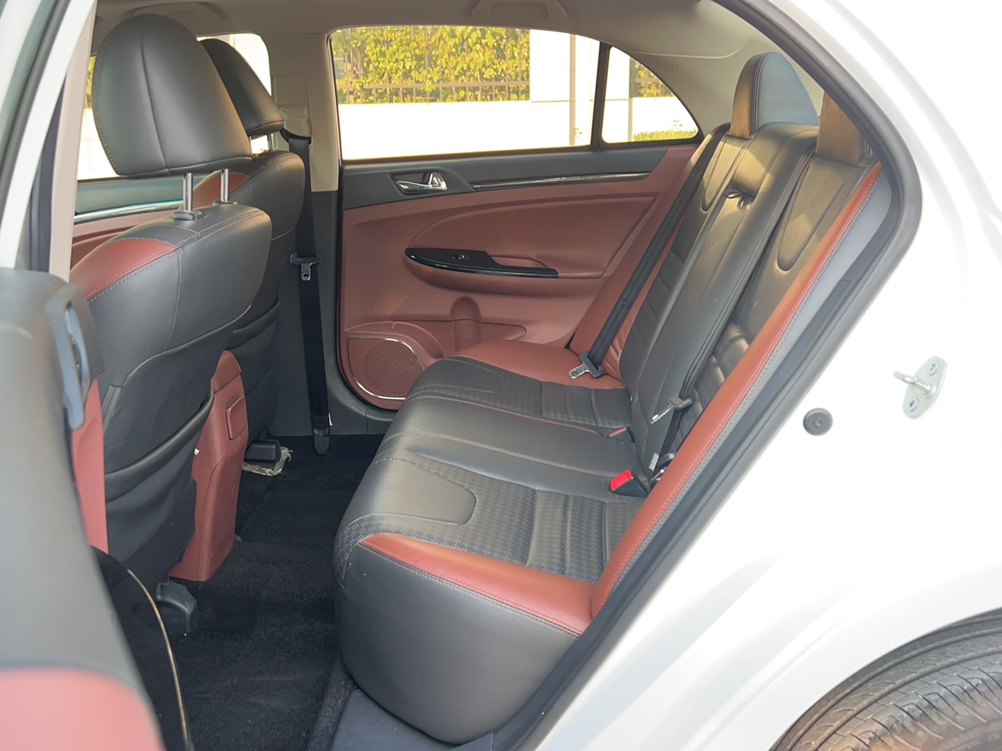 比亚迪 速锐 2015款 1.5L 手动豪华型