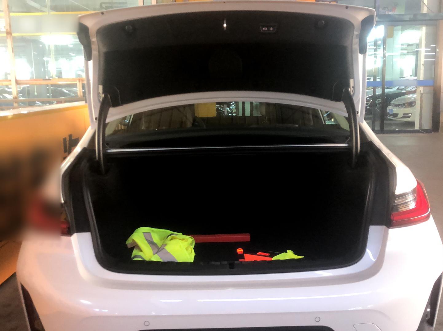 宝马3系 2023款 325Li M运动套装