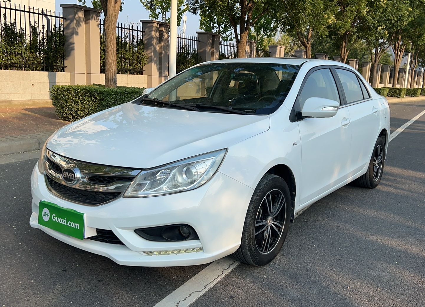 比亚迪 速锐 2015款 1.5L 手动豪华型