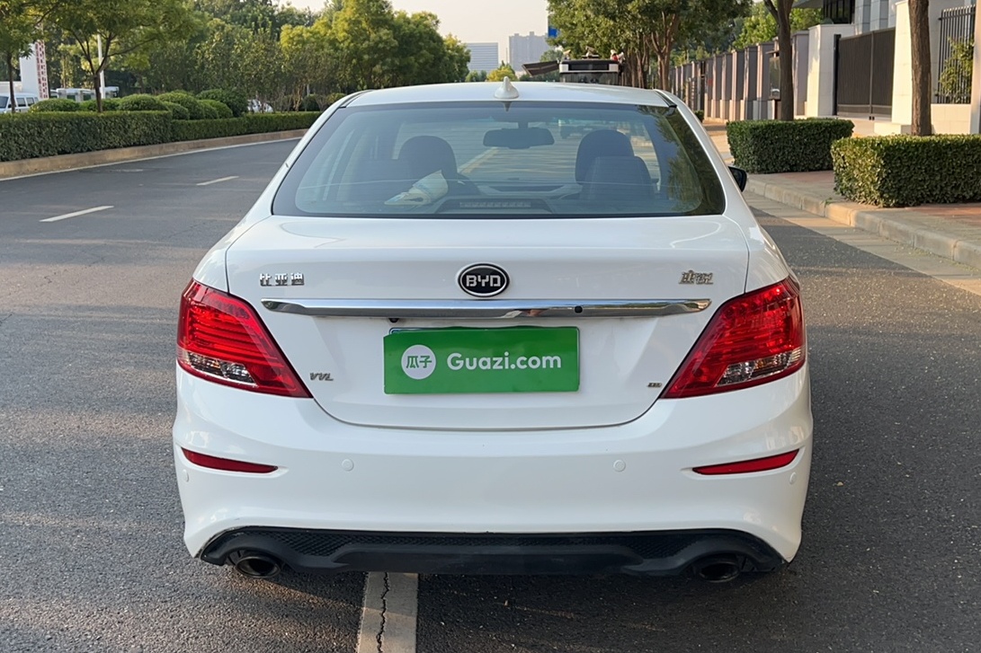 比亚迪 速锐 2015款 1.5L 手动豪华型