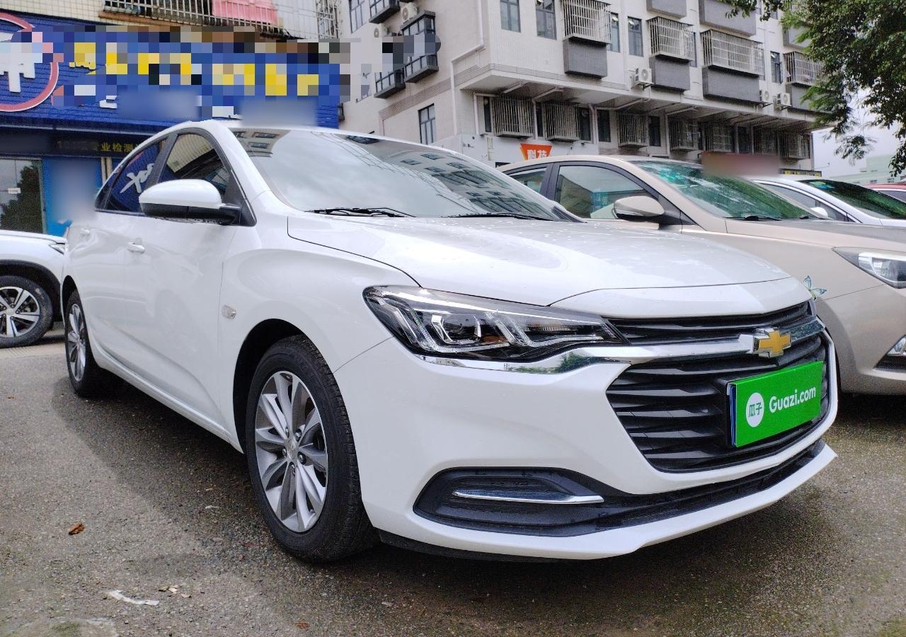 雪佛兰 科鲁泽 2022款 320 自动悦享天窗版