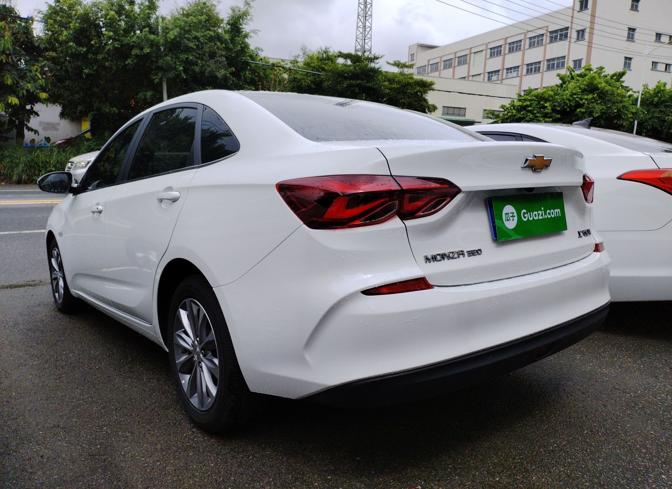 雪佛兰 科鲁泽 2022款 320 自动悦享天窗版