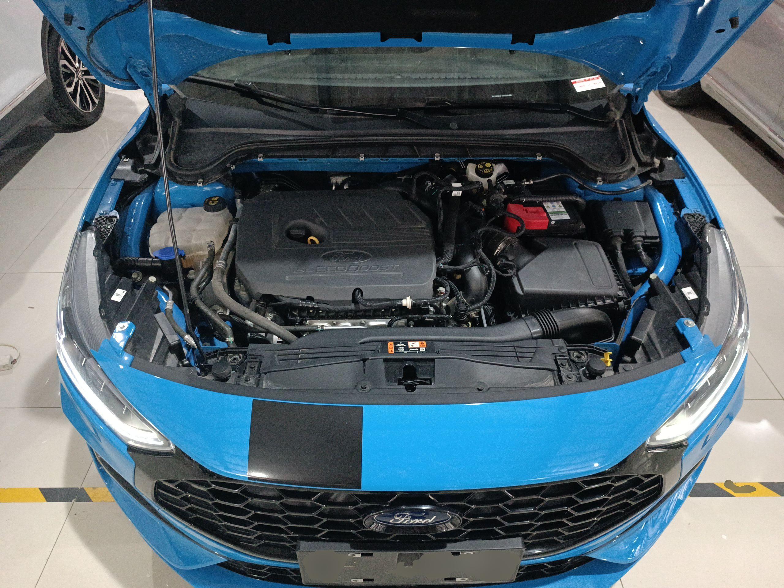 福特 福克斯 2022款 两厢 EcoBoost 180 自动S版