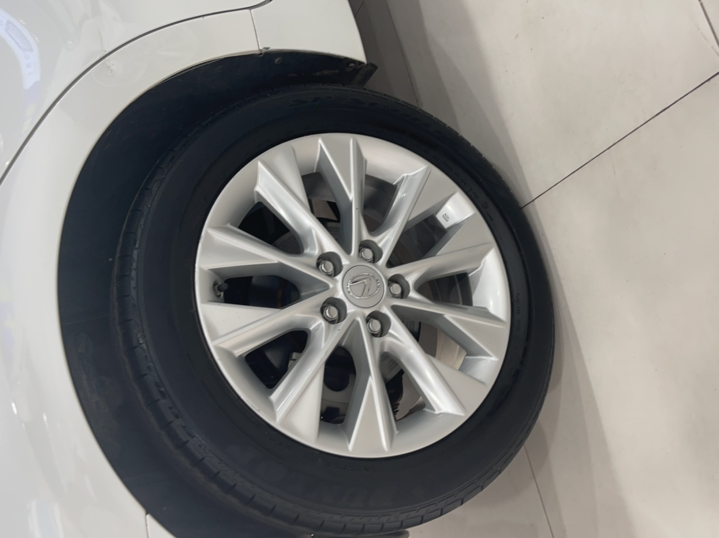 雷克萨斯ES 2013款 300h 精英版