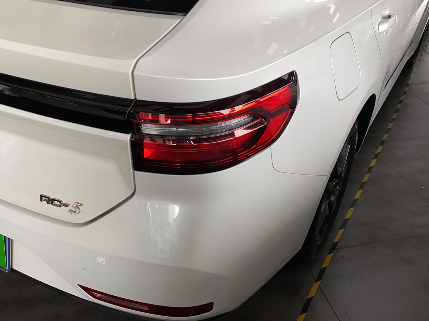 新宝骏 宝骏RC-5 2020款 1.5L CVT智耀精英型