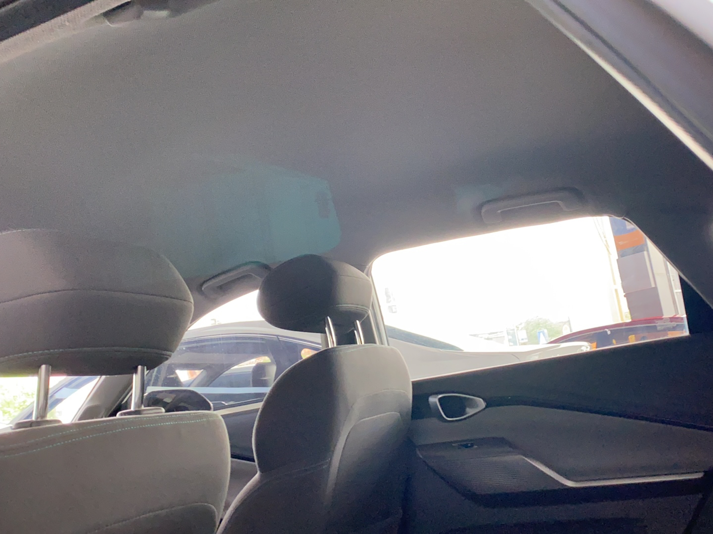 新宝骏 宝骏RC-5 2020款 1.5L CVT智耀精英型