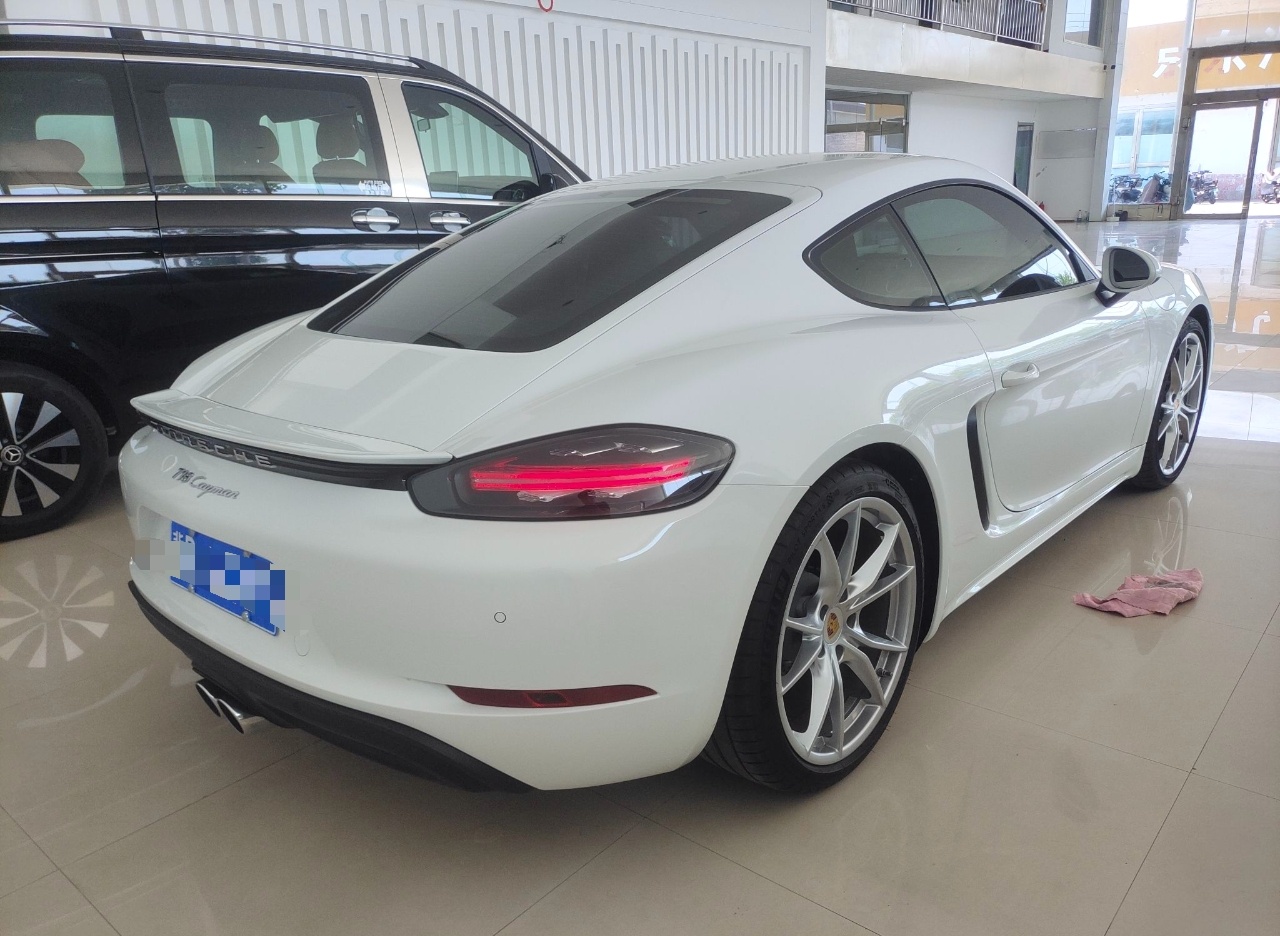 保时捷718 2022款 Cayman 2.0T