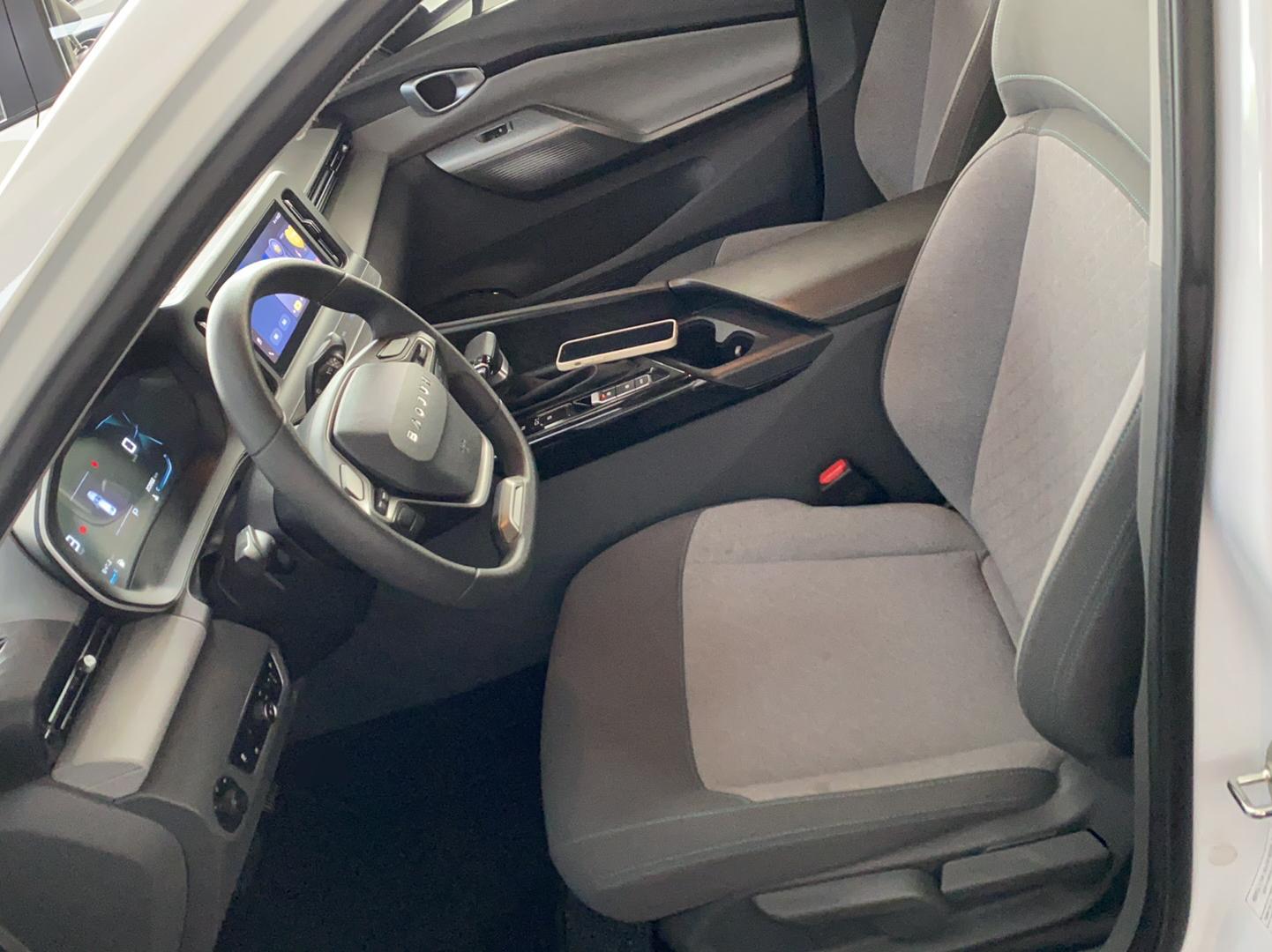 新宝骏 宝骏RC-5 2020款 1.5L CVT智耀精英型