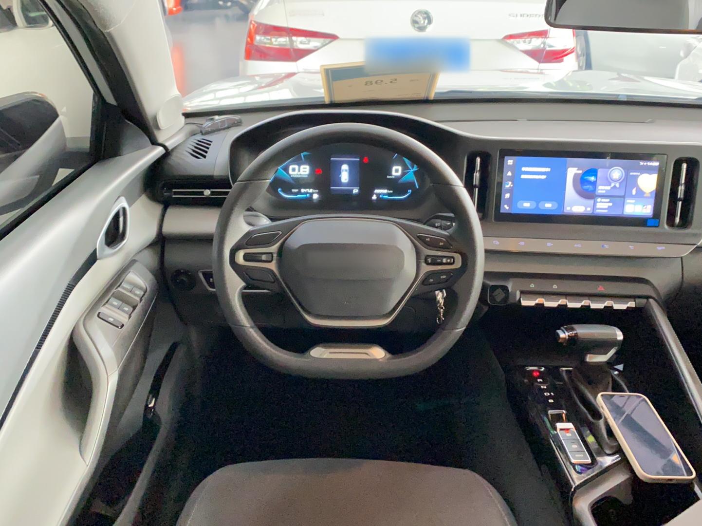 新宝骏 宝骏RC-5 2020款 1.5L CVT智耀精英型