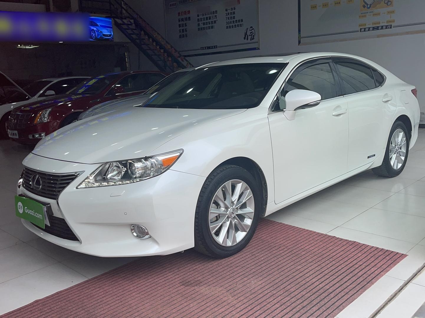 雷克萨斯ES 2013款 300h 精英版
