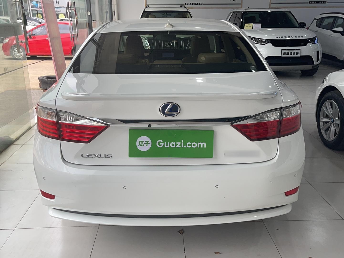 雷克萨斯ES 2013款 300h 精英版