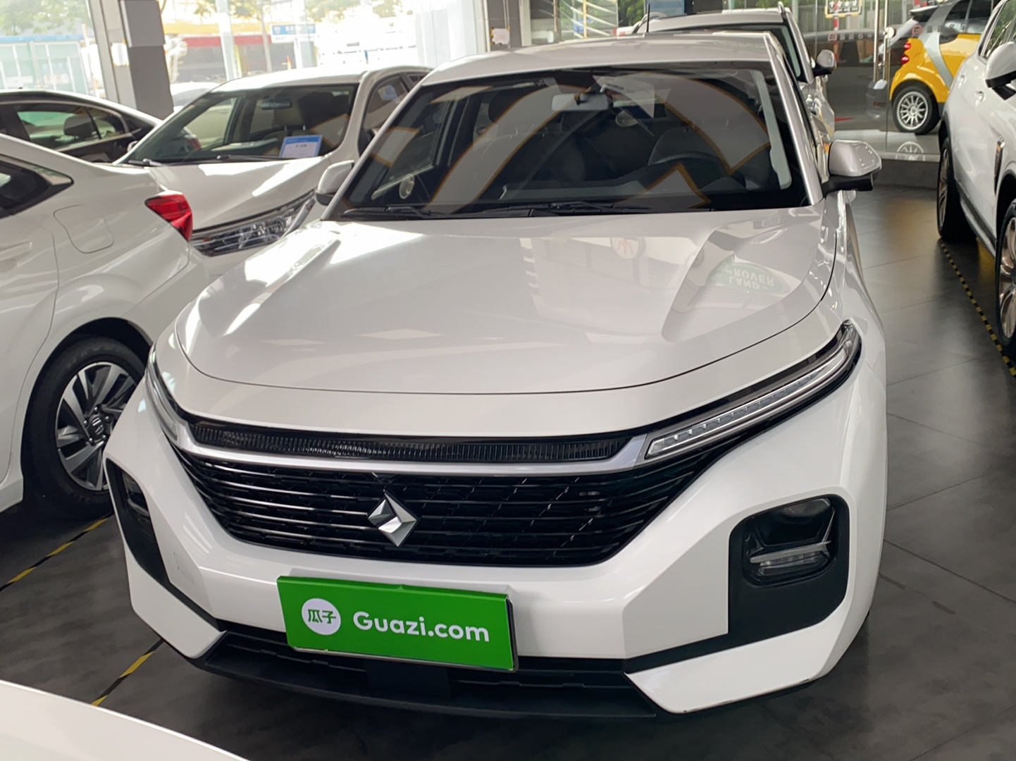 新宝骏 宝骏RC-5 2020款 1.5L CVT智耀精英型