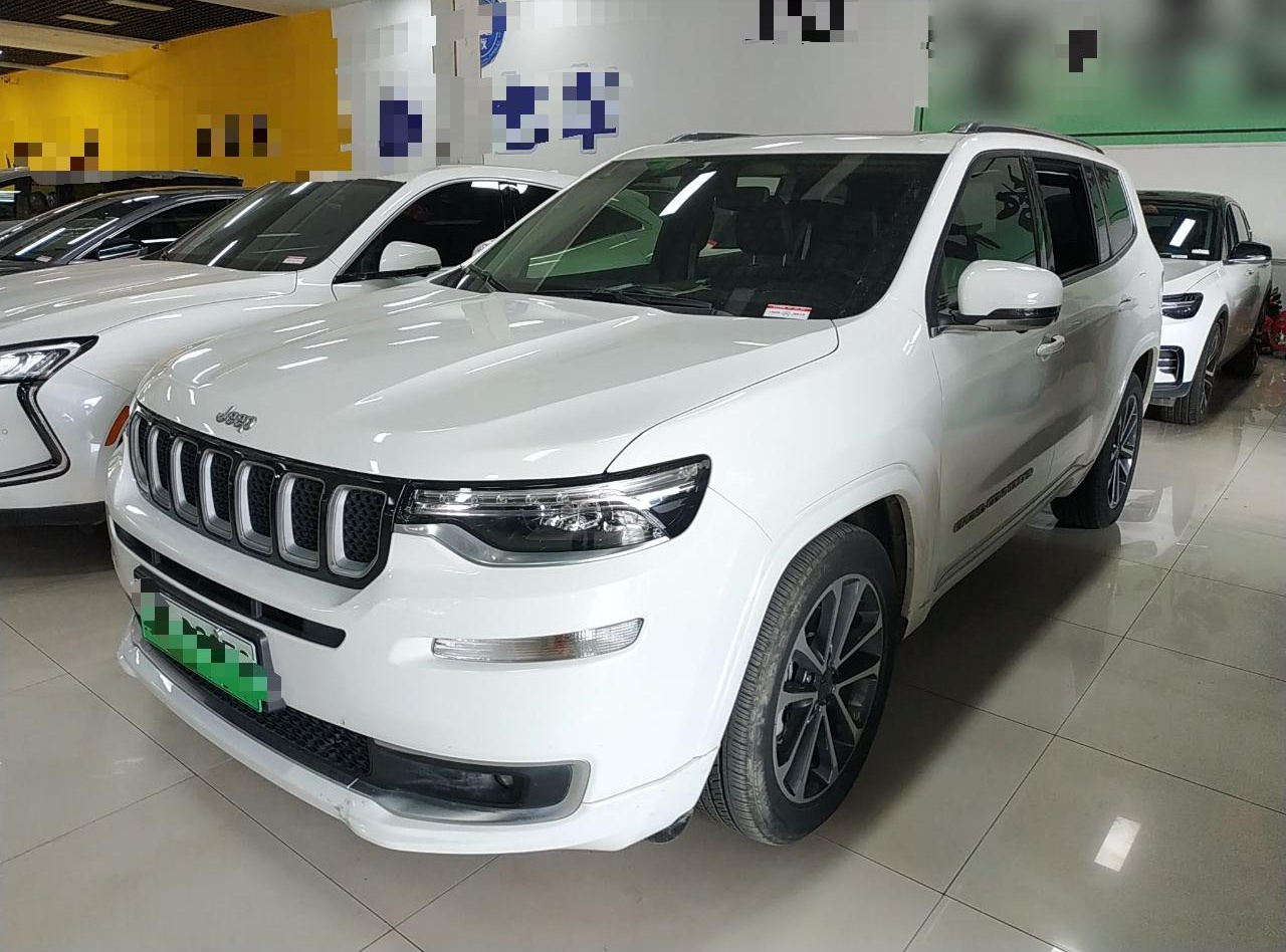 Jeep 大指挥官PHEV 2020款 2.0T 插电混动精英版