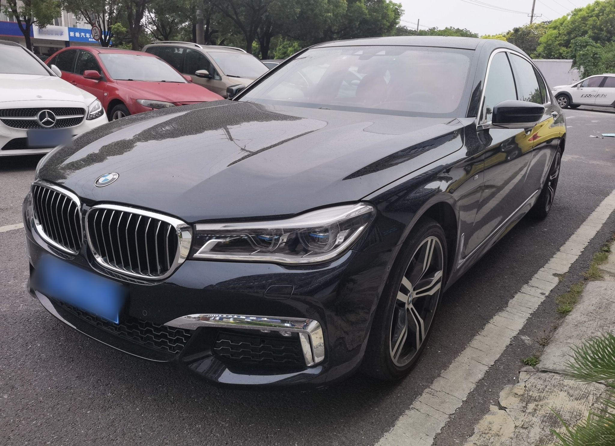 宝马7系 2018款 740Li xDrive 尊享型 M运动套装(进口)