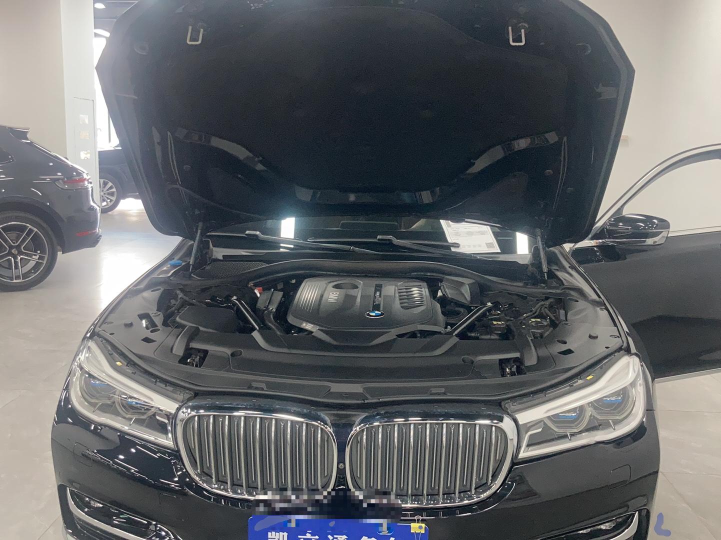 宝马7系 2017款 740Li xDrive 豪华型(进口)