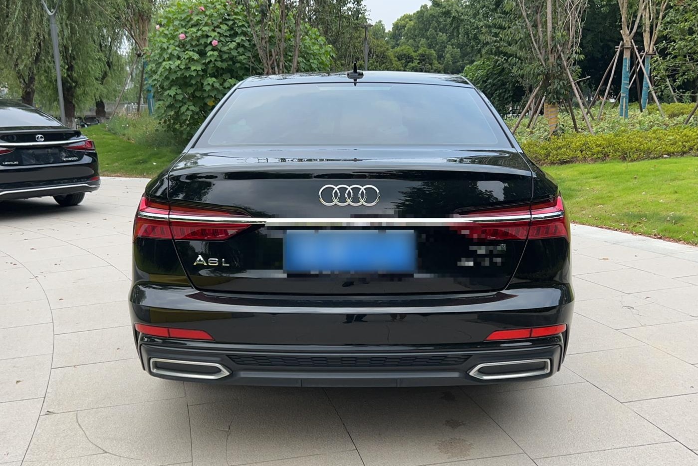 奥迪A6L 2019款 45 TFSI 臻选动感型