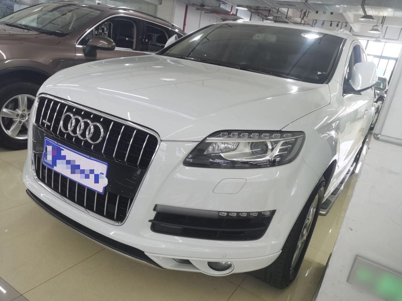 奥迪Q7 2015款 35 TFSI 进取型(进口)