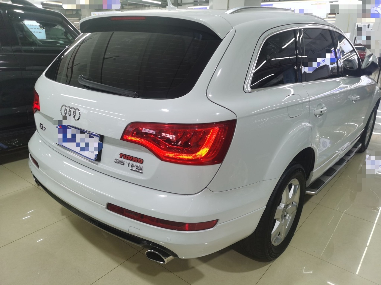 奥迪Q7 2015款 35 TFSI 进取型(进口)