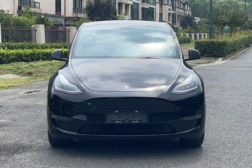 特斯拉 Model Y 2022款 长续航全轮驱动版