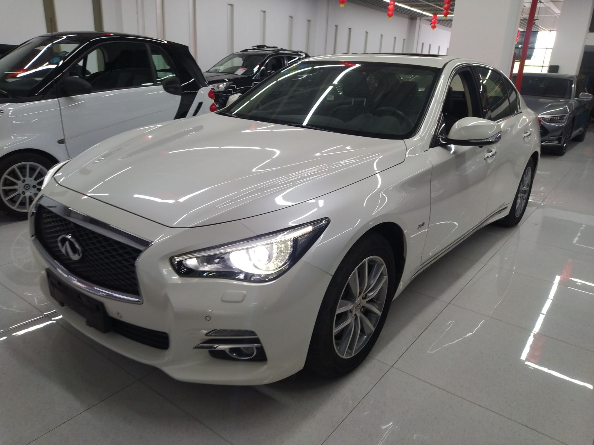 英菲尼迪Q50L 2015款 2.0T 悦享版