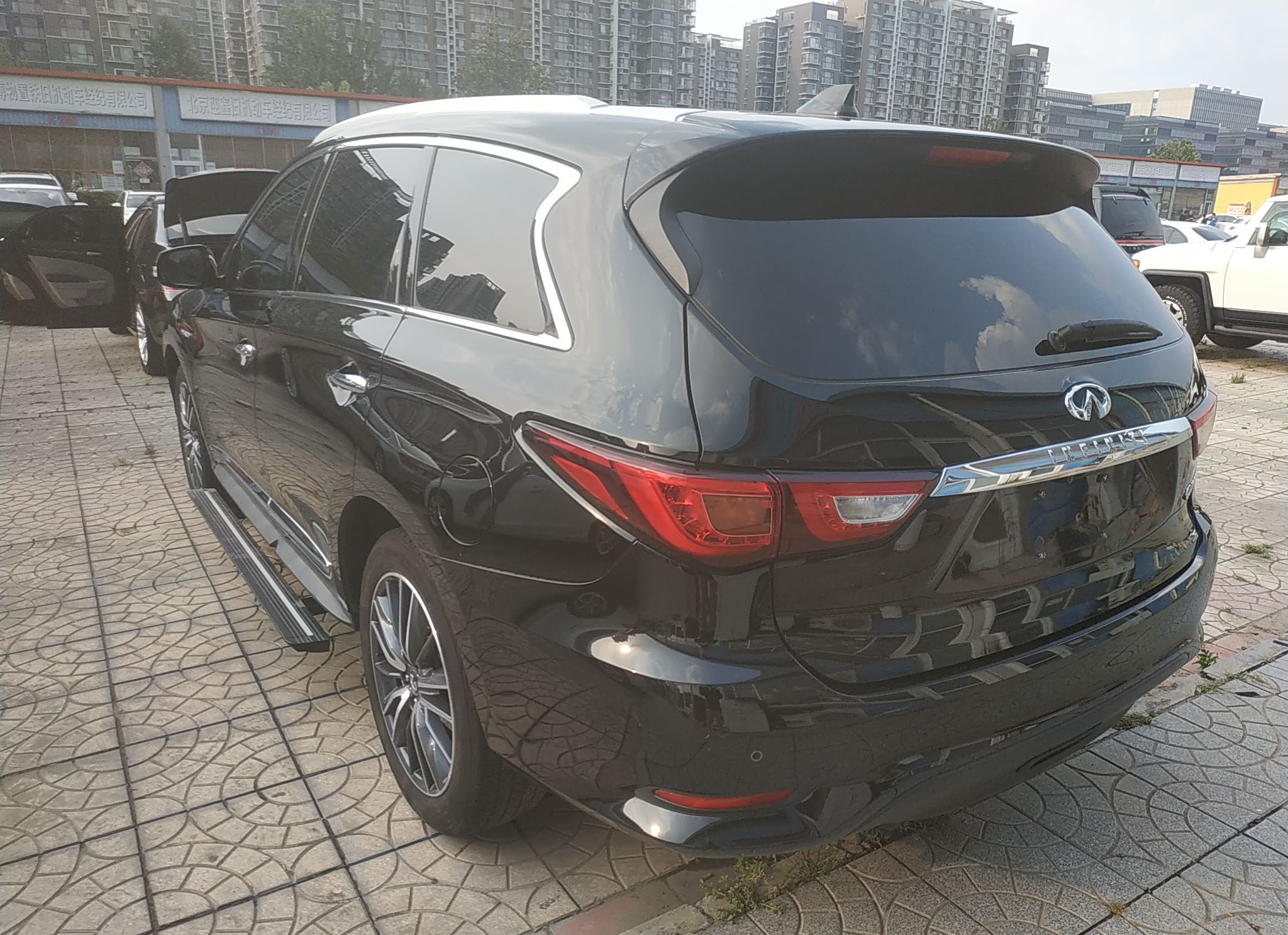 英菲尼迪QX60 2018款 2.5T Hybrid 两驱卓越版 国VI(进口)