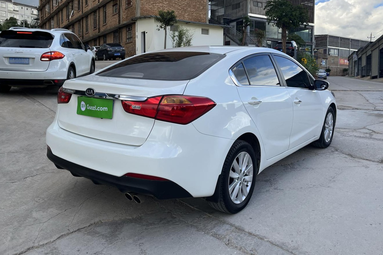 起亚K3 2015款 1.6L 手动GLS