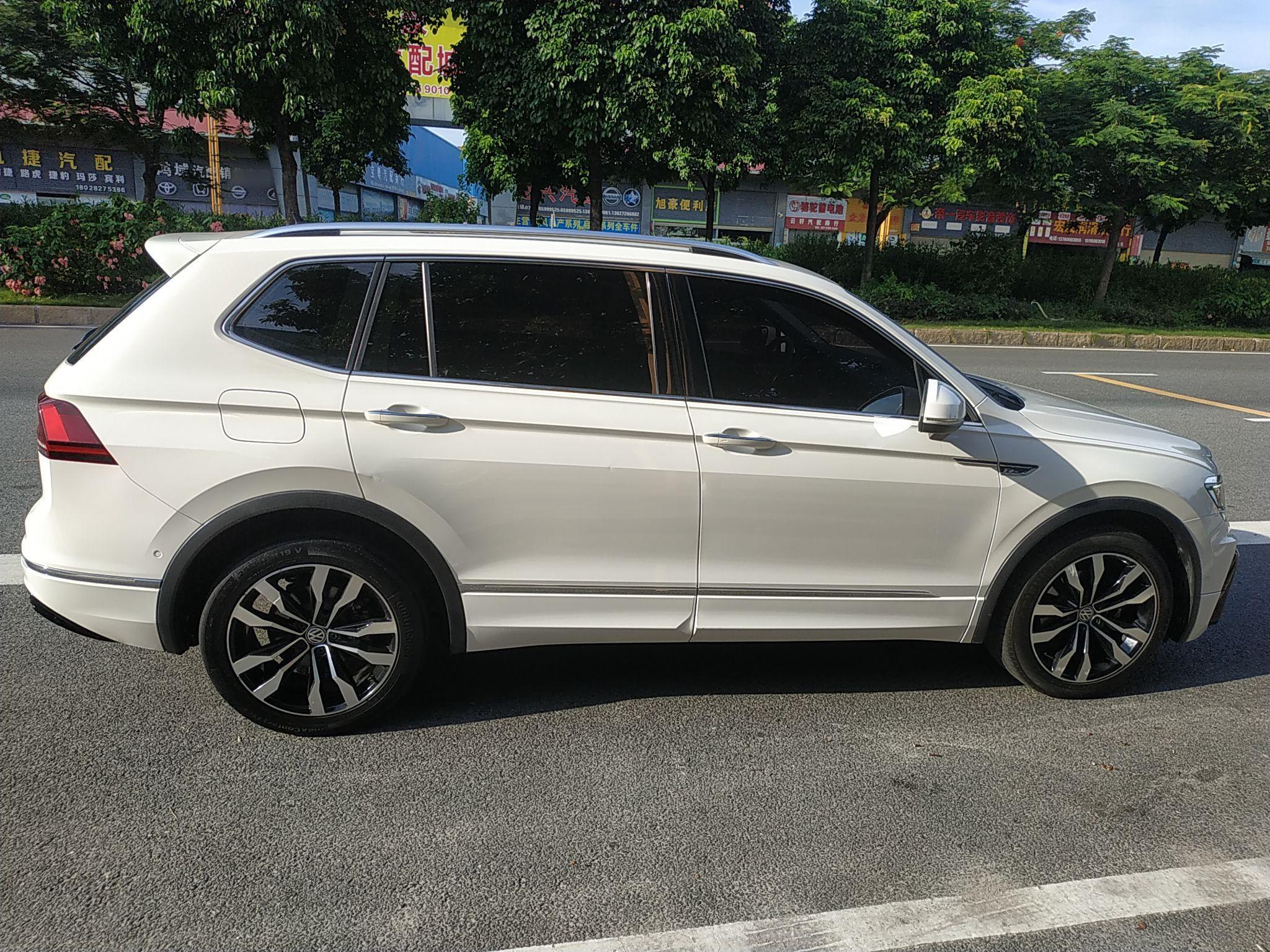 大众 途观L 2019款 380TSI 自动四驱R-Line旗舰版7座 国VI