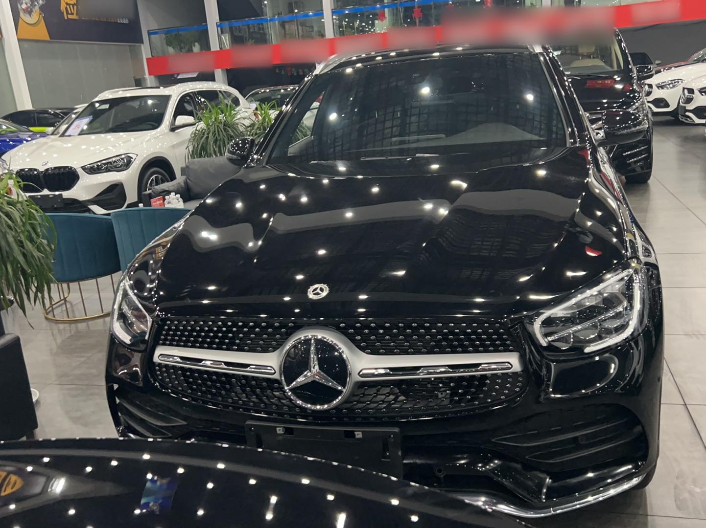 奔驰GLC级 2022款 改款 GLC 260 L 4MATIC 豪华型