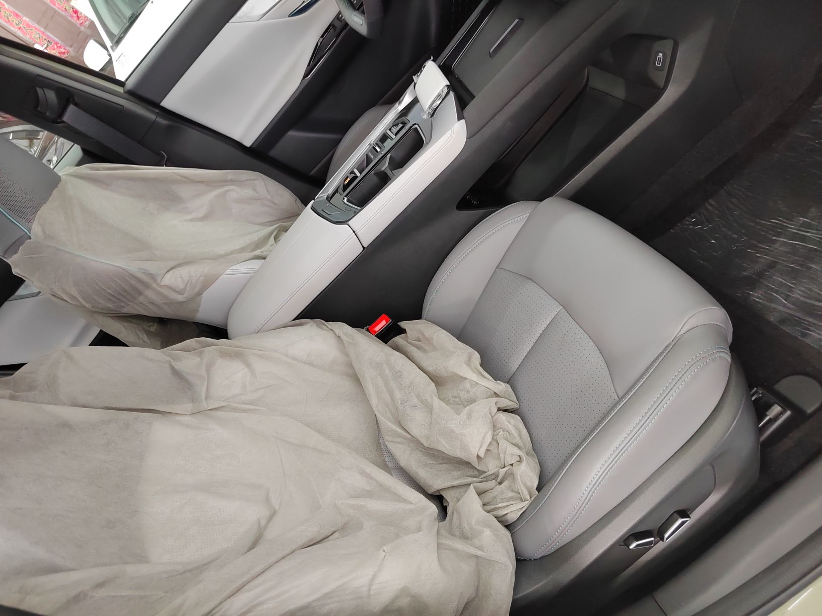 长安UNI-T 2023款 第二代 1.5T 旗舰型