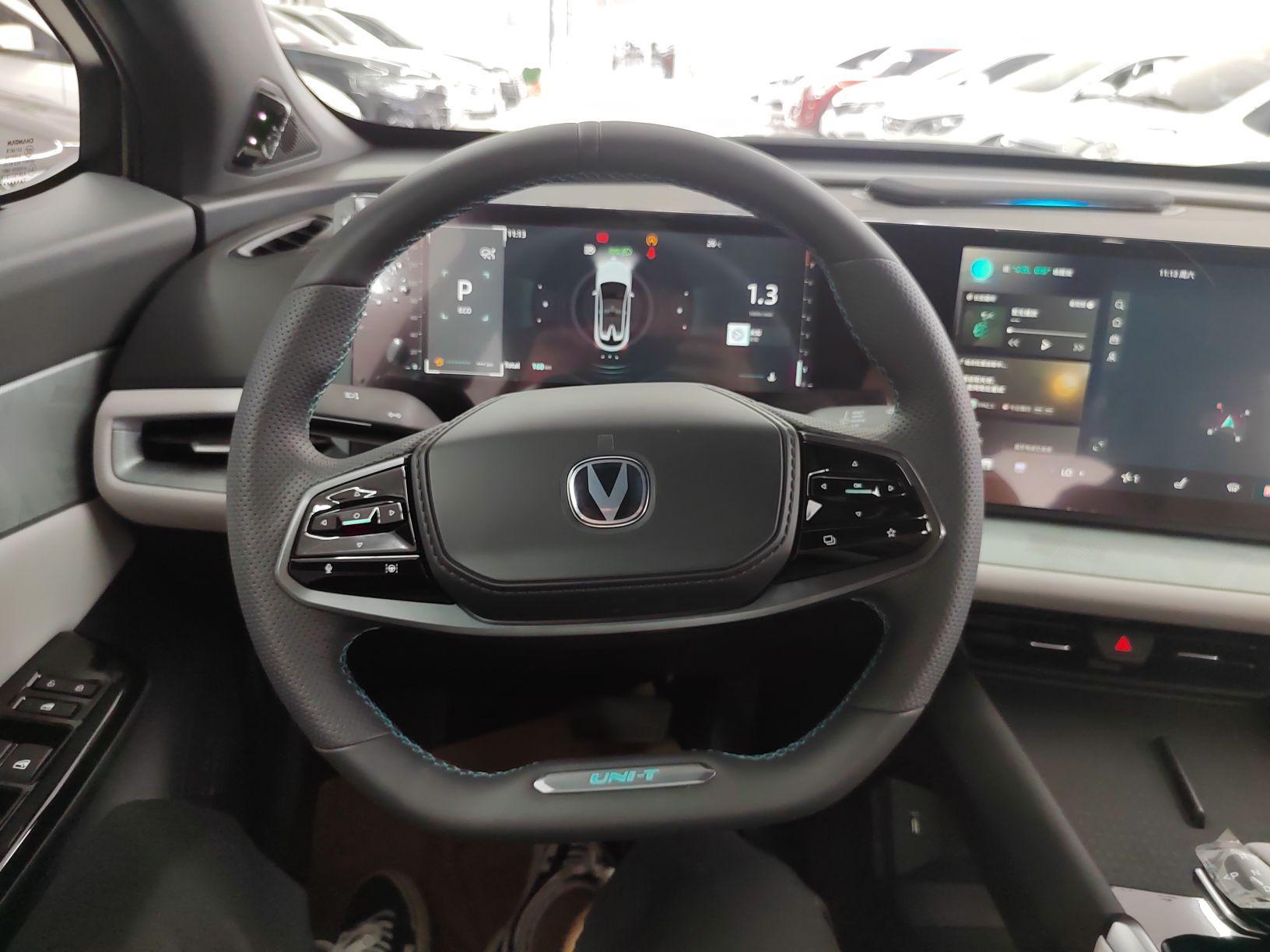 长安UNI-T 2023款 第二代 1.5T 旗舰型