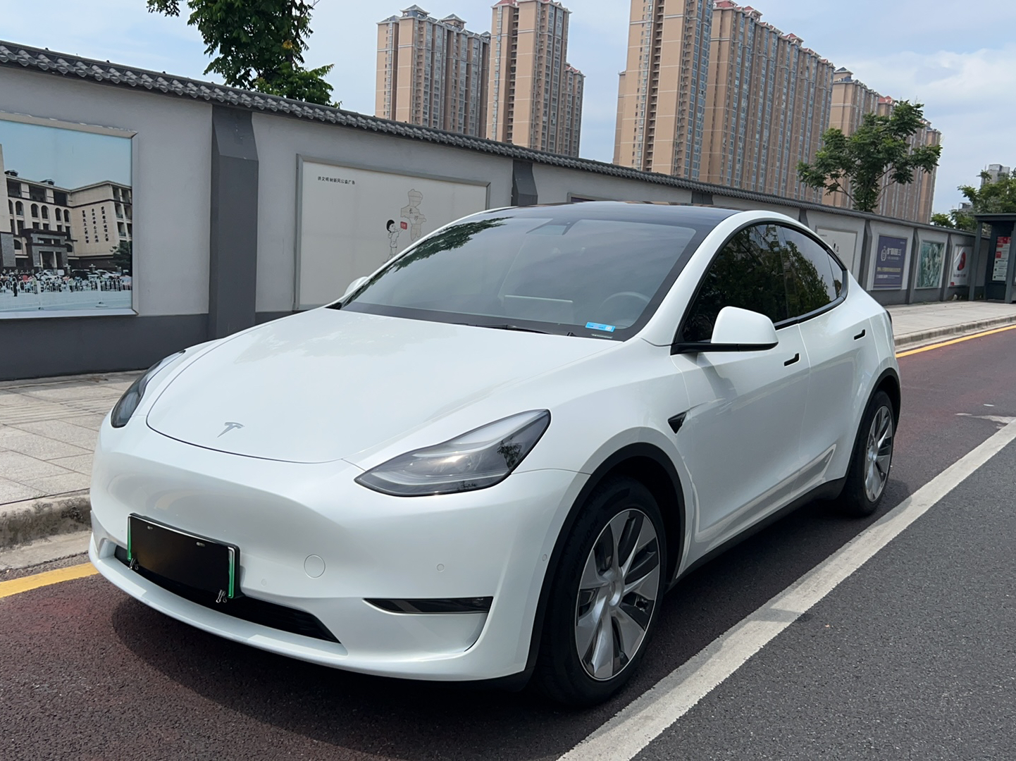 特斯拉 Model Y 2021款 标准续航后驱版