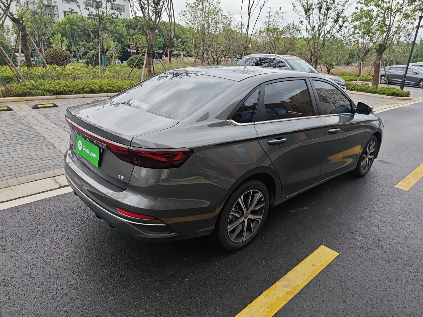 吉利汽车 帝豪 2022款 第4代 1.5L CVT尊贵型