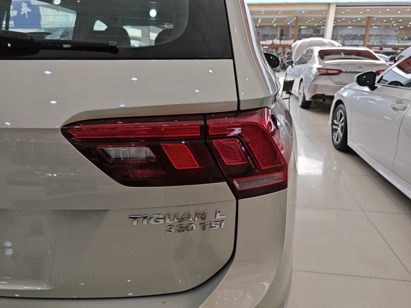 大众 途观L 2019款 改款 330TSI 自动两驱全景舒适版 国VI